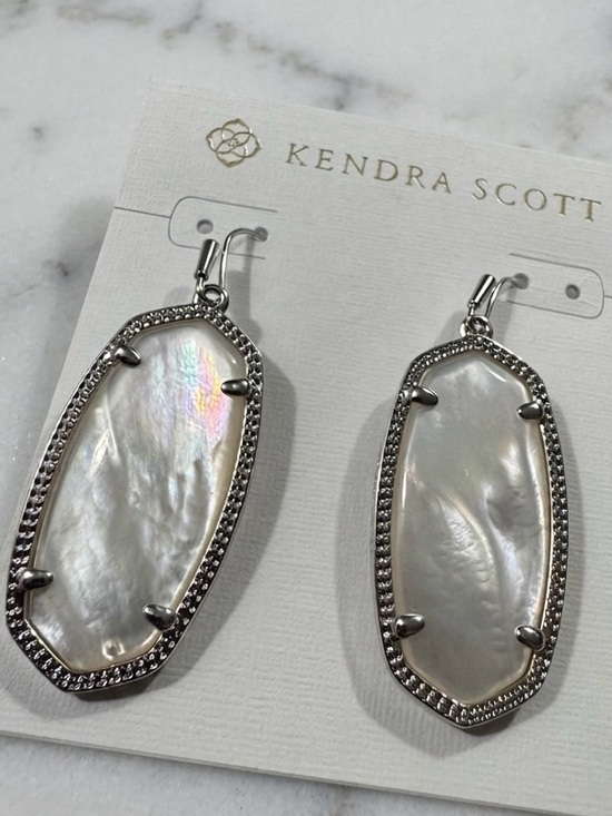 Jewelry - Kendra Scott Glass Stone 14k Gold Plated Over Brass Elisa Drop Earrings